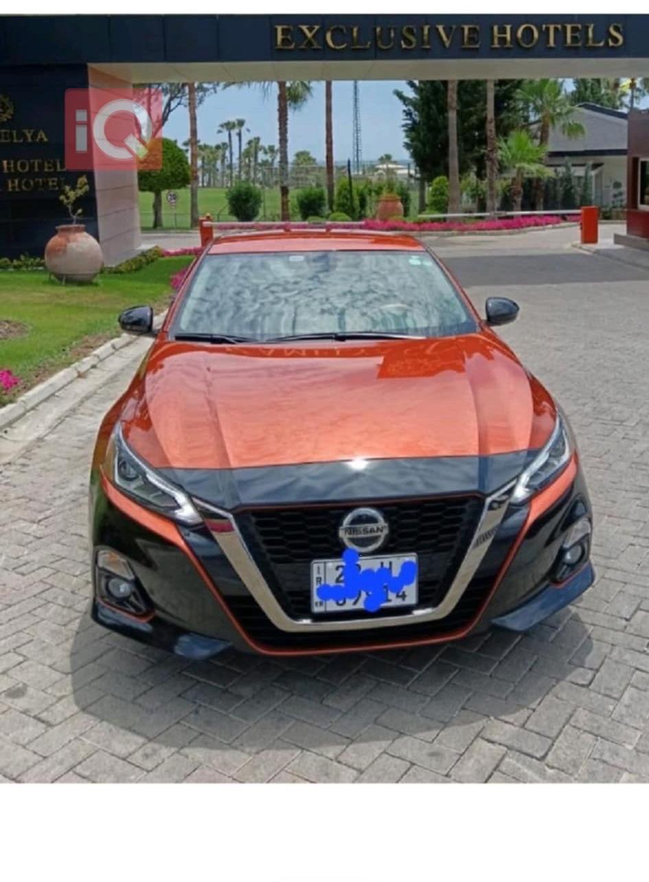 نيسان ألتيما